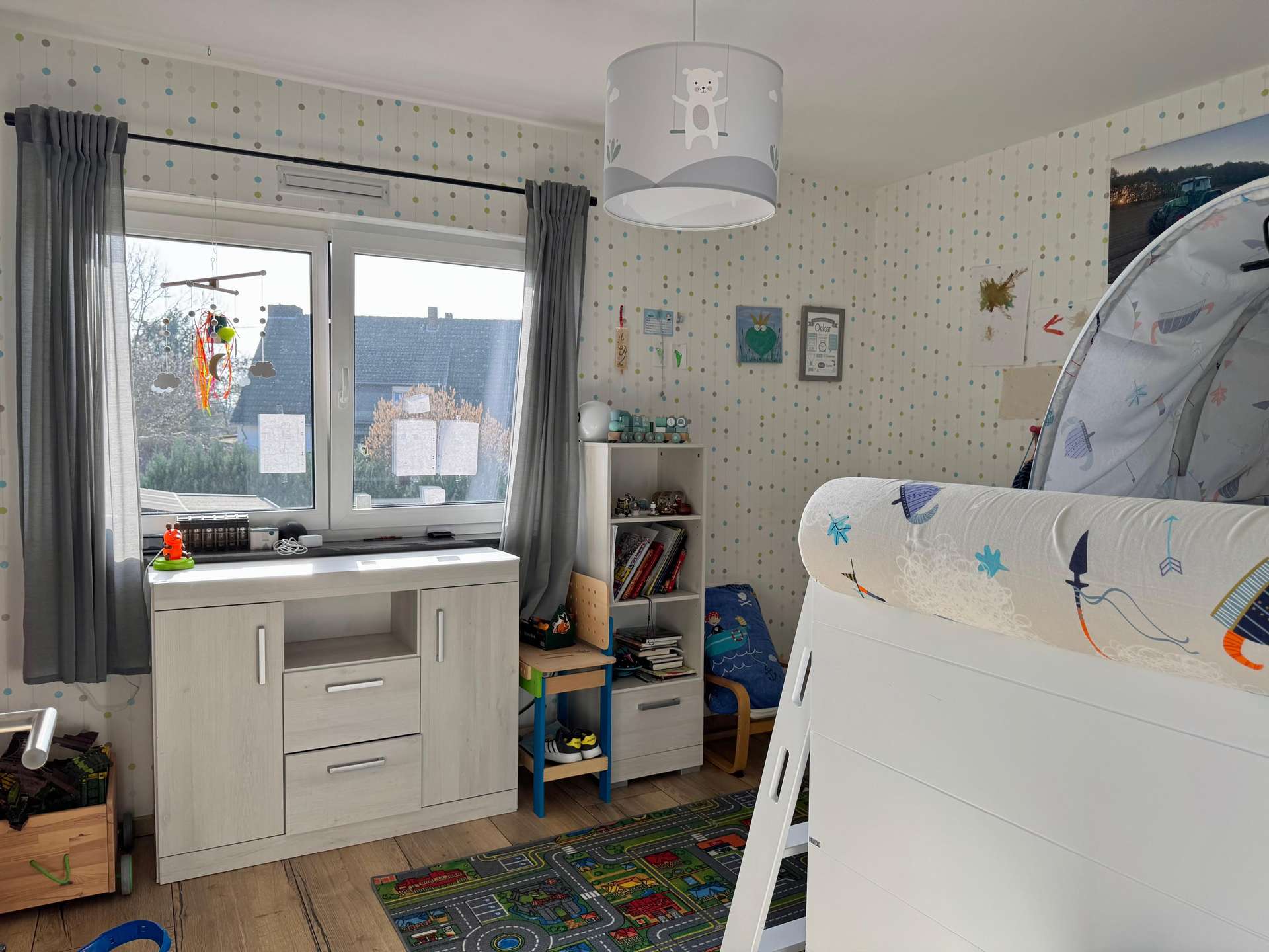 GUTE AUSSTATTUNG, Sommergarten, Erdw&auml;rmepumpe, Doppelgarage, Einbauk&uuml;che u.v.m.